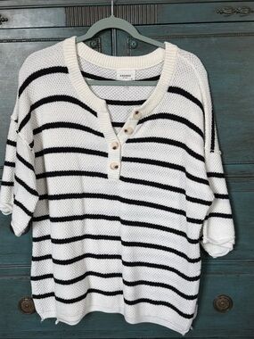Andree Black & White Striped Henley Knit Sweater Size M